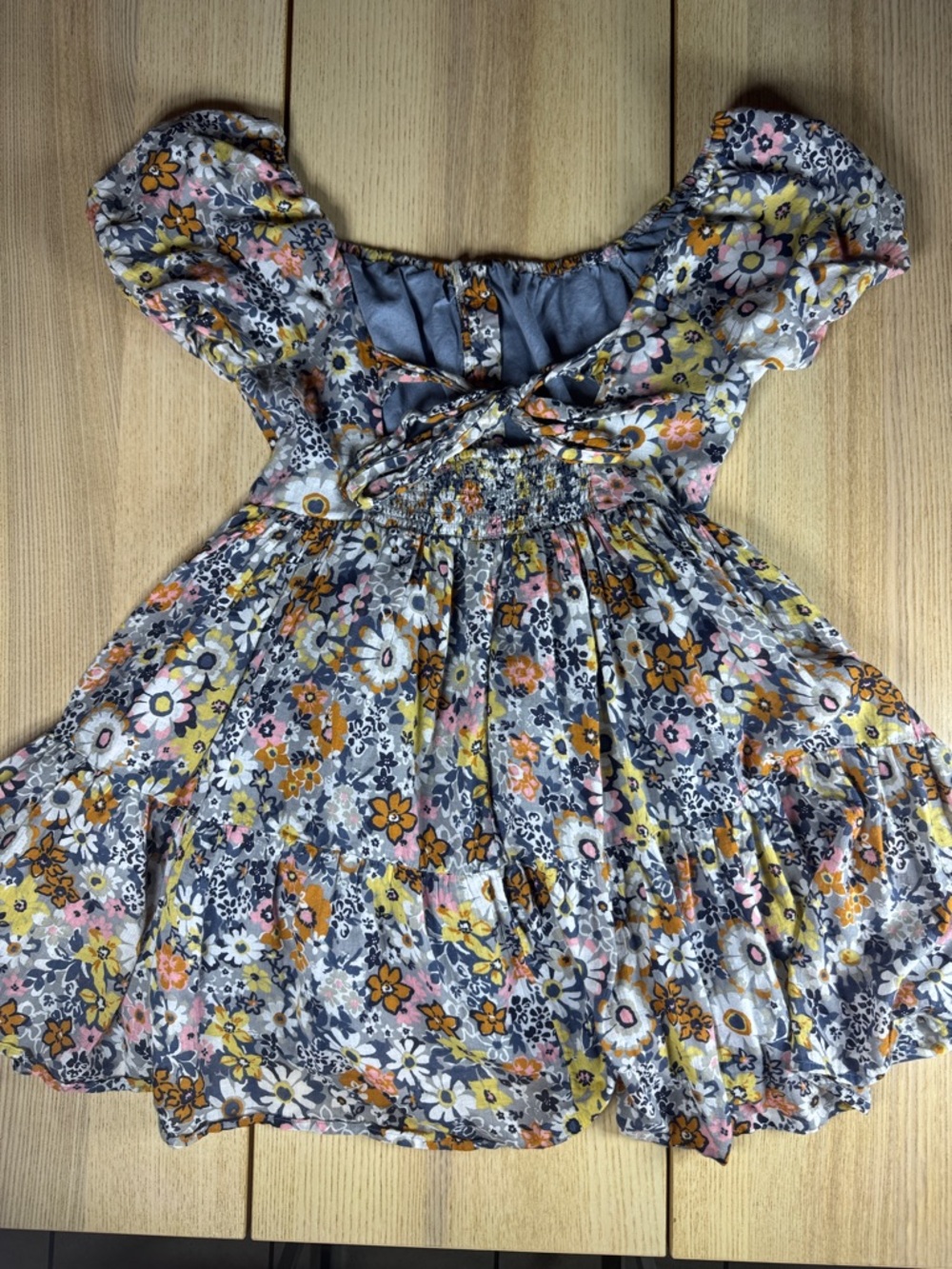 American Eagle Outfitters Floral Puff-Sleeve Mini Dress in White, Orange, Yellow - Picture 5 of 7